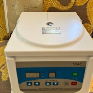 COPY - TD4C PRP Desktop Low Speed Centrifuge Machine